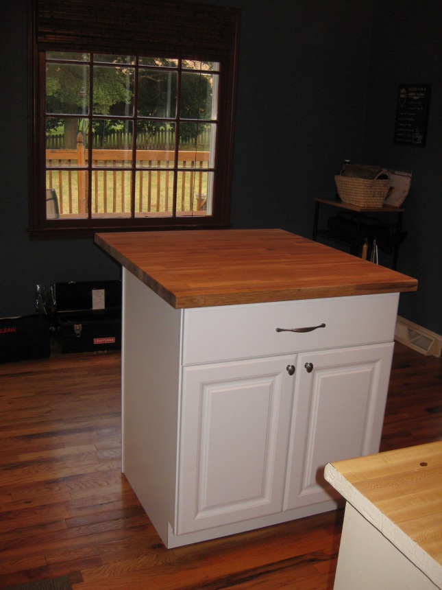building a kitchen island with cabinets